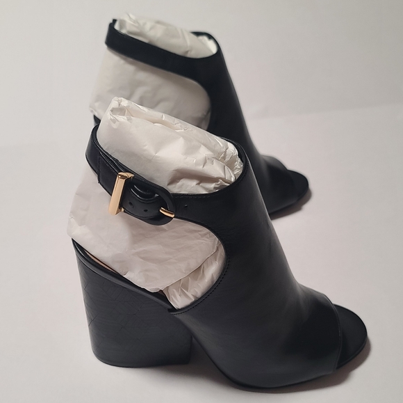 New Tory Burch Black Leather Grove Open Toe Bootie, Size 8.5M - Picture 6 of 14